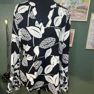 Kaari Blue Leaf Pattern Blouse with Bell Sleeve Boho Size M